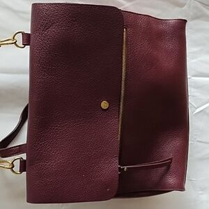 Isaac Mizrahi burgundy flap crossbody leather purse